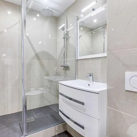 Cosy Apartment- 6p- Folies Bergeres * Paris